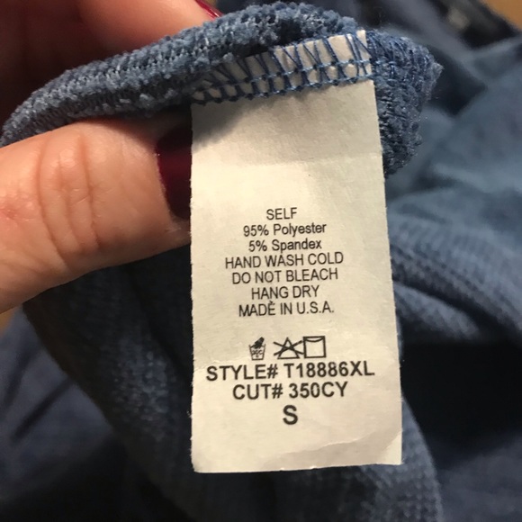 Warm and soft off the shoulder blue sweater - Picture 7 of 8